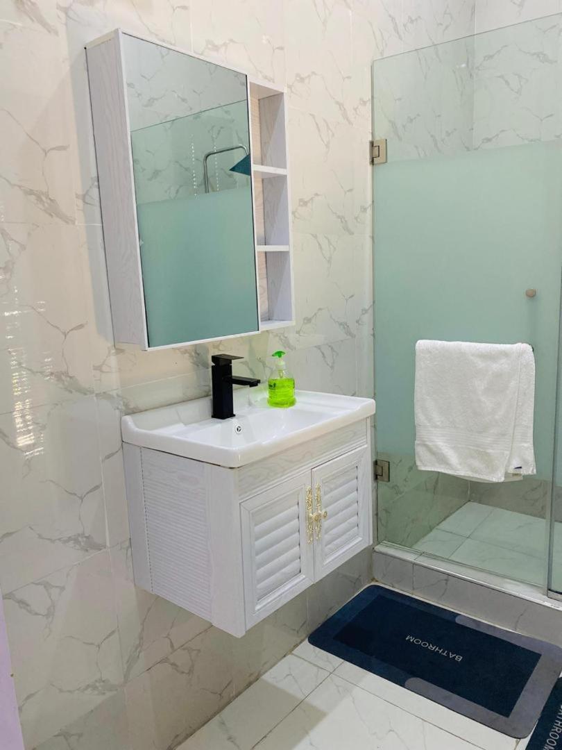 Villa Toscana Luxe Gra Port Harcourt Εξωτερικό φωτογραφία