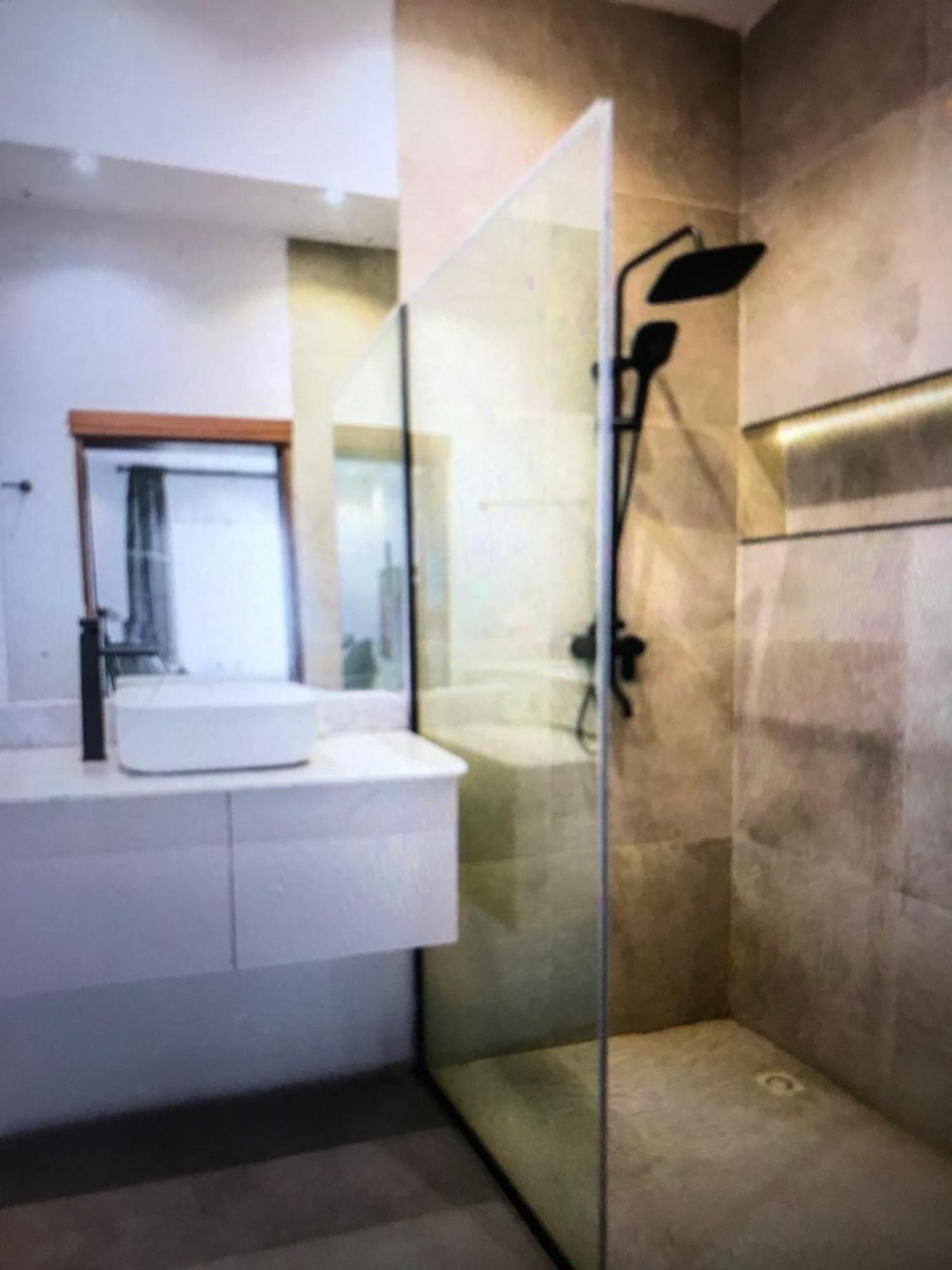 Villa Toscana Luxe Gra Port Harcourt Εξωτερικό φωτογραφία